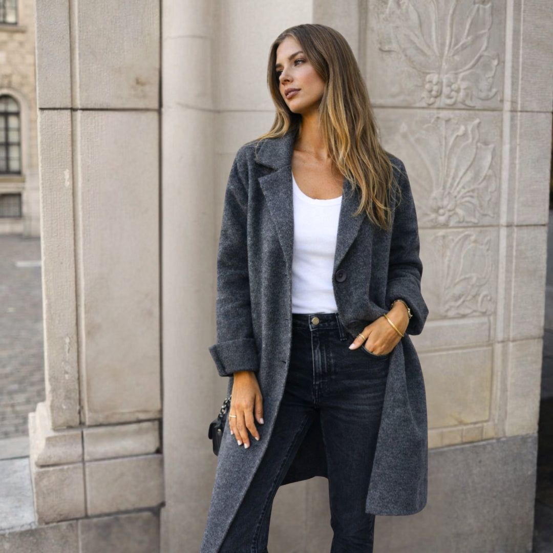 Estela | Elegante chaqueta con botones